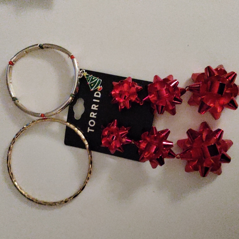 Christmas earrings and bracelets
